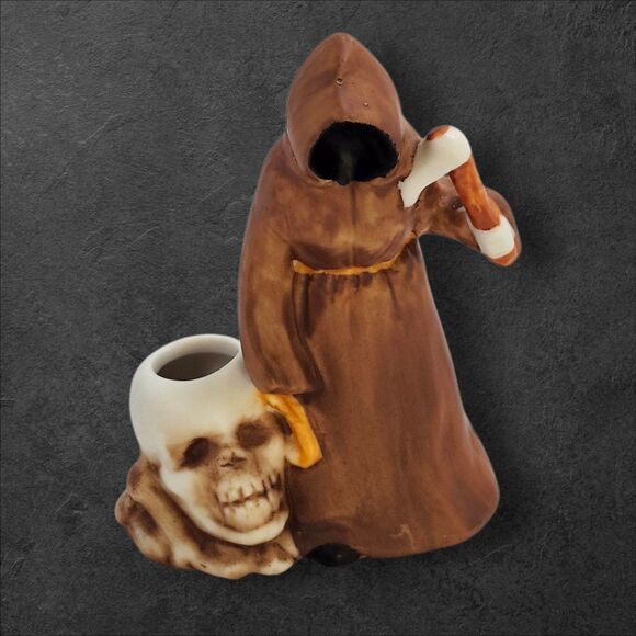 Small Freelance Inc Grim Reaper With Skull Candle Holder #4224 Ceramic Death - Picture 1 of 7